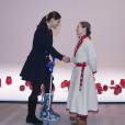  La princesse Victoria et le prince Daniel de Suède visitant l'exposition 100 Migratory de Monica L Edmondson le 31 janvier 2014 à Umea dans le cadre du coup d'envoi du mandat d'Umea comme capitale européenne de la culture 2014.  