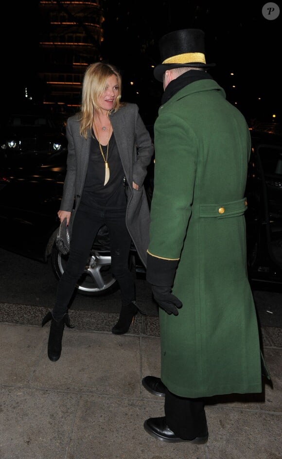 Kate Moss arrive à l'hôtel Dorchester à Londres, le 3 février 2014.