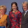 La princesse Mary de Danemark remettait le 4 février 2014, dans le cadre de la Journée mondiale contre le cancer, le prix de l'Association danoise de lutte contre le cancer à Bornehuset Siv, un foyer pour enfants immuodéprimés, lors d'une cérémonie au Théâtre royal à Copenhague.