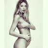 Doutzen Kroes, enceinte de son deuxième enfant, prend la pose sur Instagram