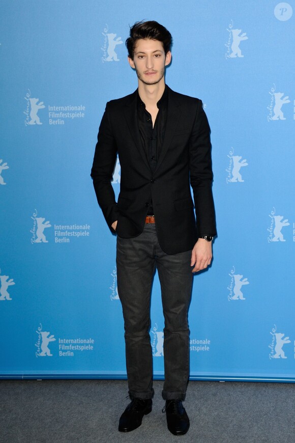 Pierre Niney lors du photocall pour le film Yves Saint Laurent à Berlin, le 7 février 2014.