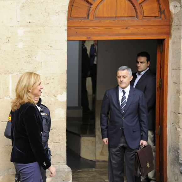 Cristina d'Espagne arrive au tribunal dans le cadre du scandale Noos à Palma de Majorque en Espagne le 8 février 2014.