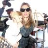 Gisele Bundchen prend l'avion avec sa fille Vivian à Los Angeles le 9 février 2014.