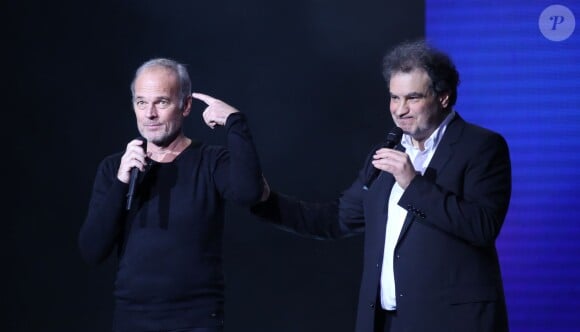 Laurent Baffie et Raphaël Mezrahi à la 2e édition de la "Nuit de la déprime" à l'Olympia, à Paris, le 10 février 2014.