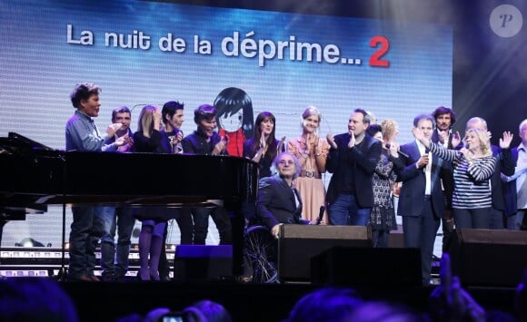 Le final sur scène avec Jean-Luc Lahaye, Grichka Bogdanoff et Nolwenn Leroy à la 2e édition de la "Nuit de la déprime" à l'Olympia, à Paris, le 10 février 2014.