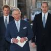 Le prince Charles et ses enfants, le prince William et le prince Harry à la conférence sur le commerce illicite de la faune à Lancaster House, à Londres, le 13 février 2014.