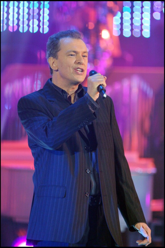Richard Sanderson, invité des Années Bonheur, sur France 2, en mai 2008.