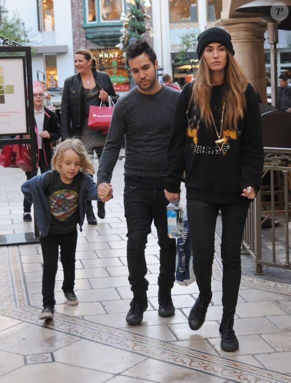 Please hide the child's face prior to the publication. Pete Wentz, Meagan Camper and Bronx were spotted this afternoon doing a little Christmas Shopping at The Grove Mall in West Hollywood, Los Angeles, CA, USA on December 09, 2013. Little Bronx looked very excited to be spending time with his dad. Photo by Limelightpics.us/ABACAPRESS.COM10/12/2013 - Los Angeles