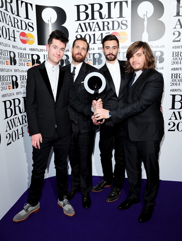 Bastille, Révélation de l'année lors des Brit Awards 2014, le 19 février 2014 à Londres.