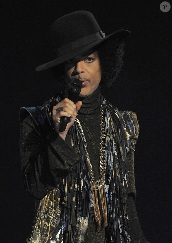 Prince performant lors des Brit Awards 2014, le 19 février 2014 à Londres.