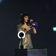 Katy Perry en remettante de prix lors des Brit Awards 2014, le 19 février 2014 à Londres