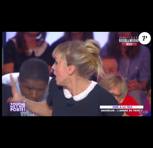 Un membre du public s'est jeté sur Enora Malagré faisant croire à une crise d'épilepsie : Un happening de très mauvais goût dans Touche pas à mon poste sur D8 le 25 février 2014