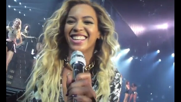 Beyoncé : Généreuse, elle surprend une fan sur scène pour un moment inoubliable