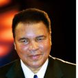  Mohamed Ali élu personnalité sportive de l'année à Londres, le 13 décembre 1999 