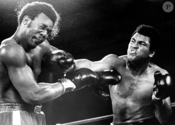 Mohamed Ali face à George Foreman lors de con championnat du monde du 29 octobre 1974 à Kinshasa au Zaïre