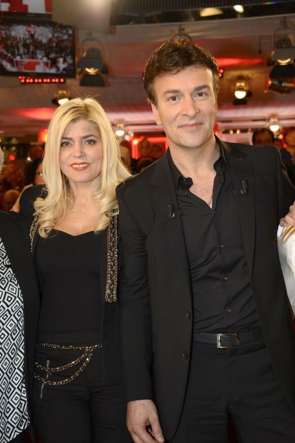 Tony Carreira et sa femme Fernanda Antunes lors de l'enregistrement de l'émission Vivement dimanche du 2 mars 2014, le 26 février à Paris, consacrée au ''Johnny portugais'' et à son album Nos Fiançailles, Portugal-France.