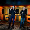 Tony Carreira et Jacques Veneruso. Showcase pour le lancement de l'album de Tony Carreira, Nos fiançailles, France/Portugal, au No Comment à Paris, le 23 janvier 2014.