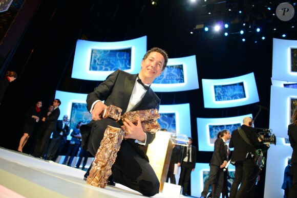 Guillaume Gallienne avec ses prix après la 39e cérémonie des César du Cinéma à Paris, le 28 février 2014.