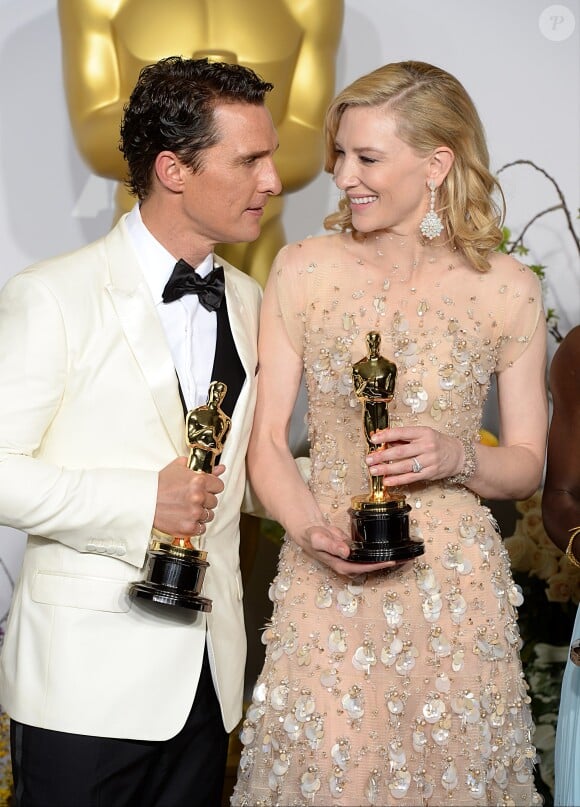 Les lauréats Matthew McConaughey et Cate Blanchett, lors de la cérémonie des Oscars le 2 mars 2014