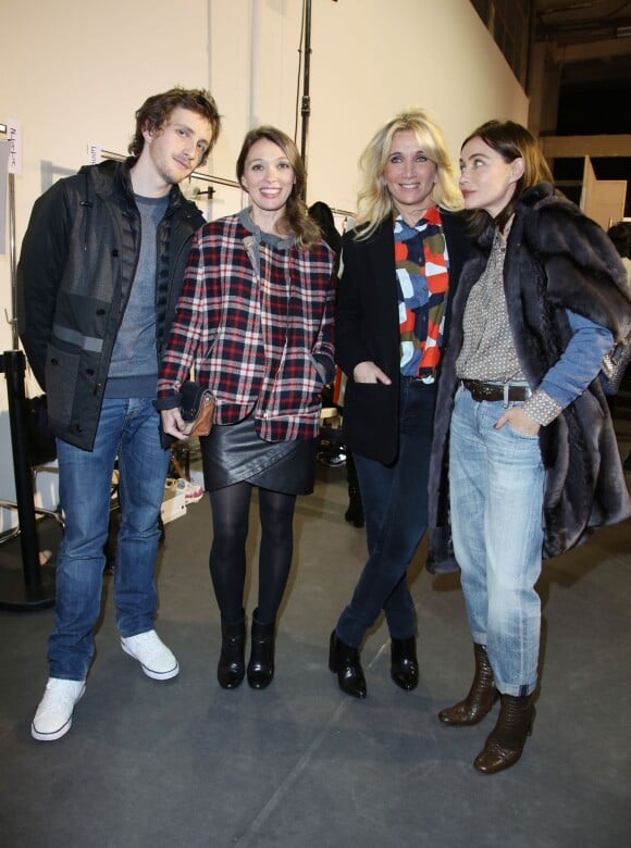 Exclusif - Baptiste Lecaplain, Anne Marivin, la créatrice Sophie Albou et Emmanuelle Béart dans les coulisses du défilé Paul & Joe au Palais de Tokyo. Paris, le 4 mars 2014.