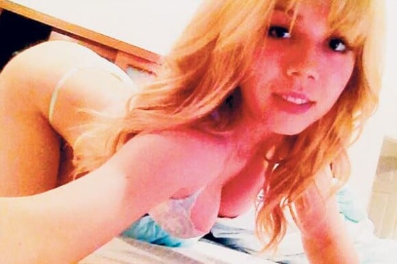 Jennette McCurdy dénudée sur le Net. Mars 2014.