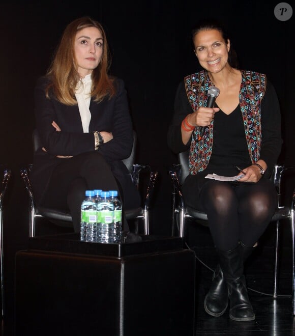 Julie Gayet et Isabelle Giordano pour la projection du documentaire "Cinéaste(s)" au festival Rendez-vous with French Cinema à New York, le 8 mars 2014.