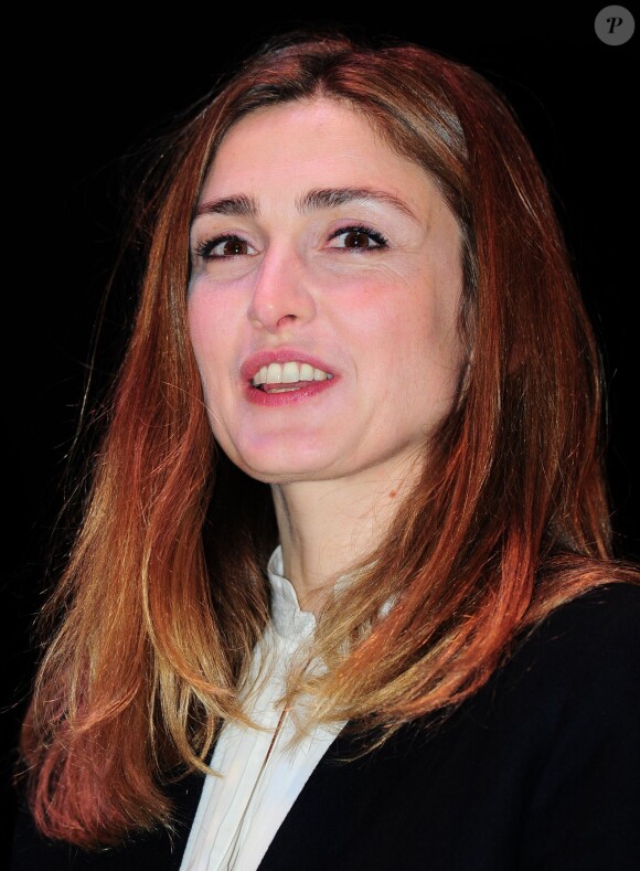 Julie Gayet pour la projection de son documentaire "Cinéaste(s)" dans le cadre du festival Rendez-vous with French Cinema à New York, le 8 mars 2014.