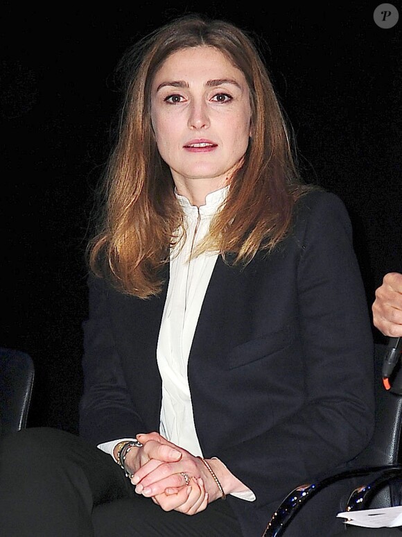 Julie Gayet à la projection de son documentaire "Cinéaste(s)" dans le cadre du festival Rendez-vous with French Cinema à New York, le 8 mars 2014.