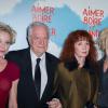 Caroline Sihol, André Dussollier, Sabine Azéma et Sandrine Kiberlain à l'avant première du film Aimer, boire et chanter à Paris le 10 mars 2014.