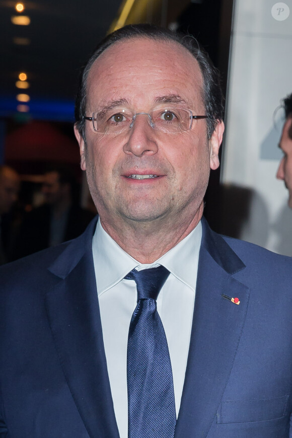 François Hollande à l'avant première du film Aimer, boire et chanter à Paris le 10 mars 2014.