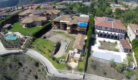 La maison (en chantier) de Kim Kardashian et Kanye West dans le quartier de Bel Air à Los Angeles, le 13 mars 2014.