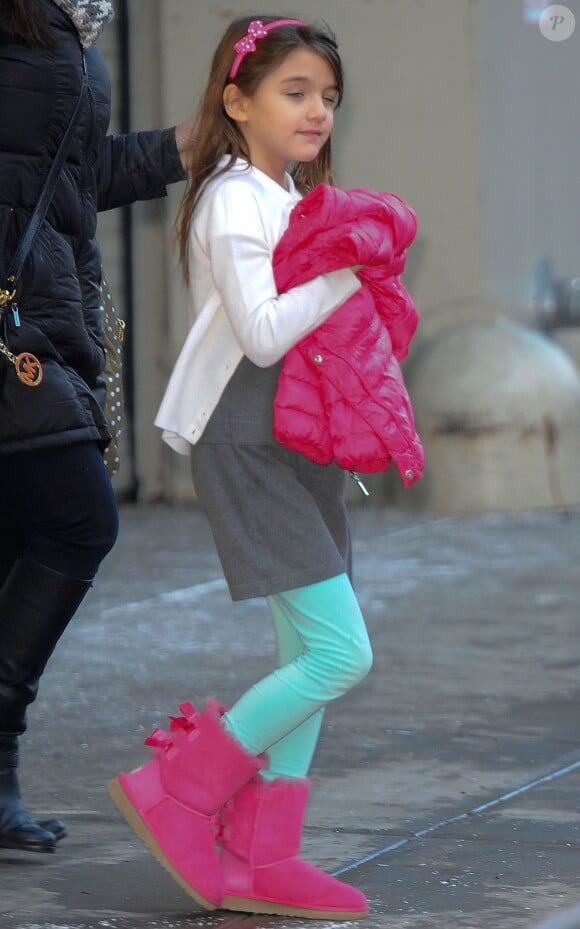 Suri Cruise à la sortie de l'école à New York, le 10 février 2014.