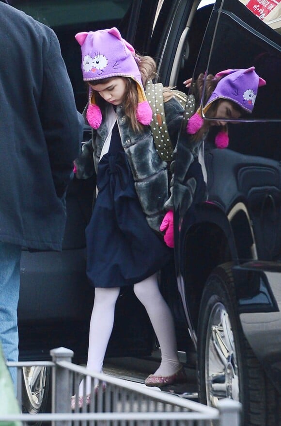 Suri Cruise arrive à l'école à New York, le 4 mars 2014.