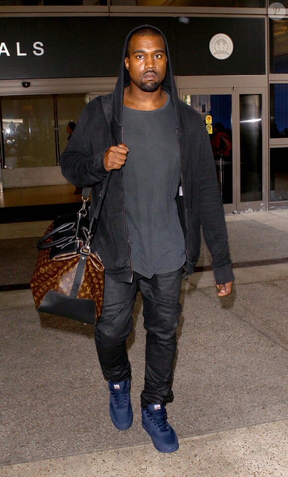 Kanye West à l'aéroport de Los Angeles, le 19 juillet 2013.