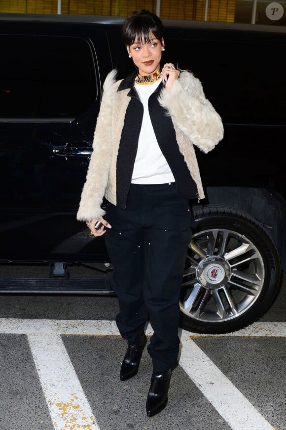 Rihanna se rend chez son dentiste à New York. Le 18 mars 2014.