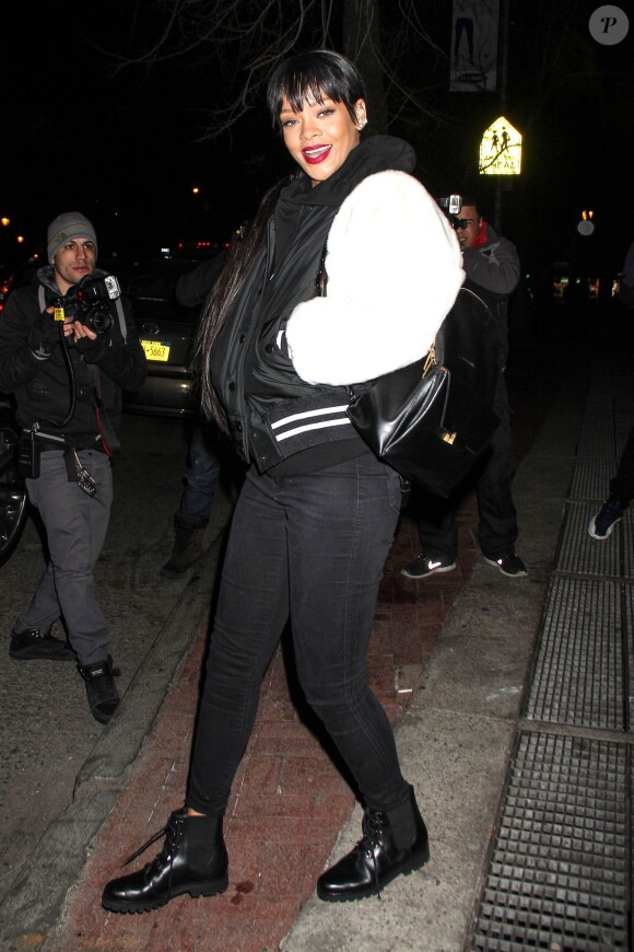 Rihanna is seen leaving 'Da Silvano' her favorite Italian restaurant, in New York City, NY, USA on March 17, 2014. After spending a couple weeks in Europe where she attended the Paris fashion week, the pop superstar roams around the City and gets back to work. Photo by GSI/ABACAPRESS.COM18/03/2014 - New York City