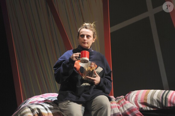 Filage de la pièce Je ne serai pas au rendez-vous au théâtre des Mathurins à Paris avec Aurore Auteuil le 17 janvier 2012