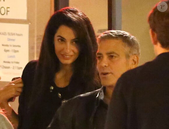 George Clooney et sa compagne Amal Alamuddin ont dîné avec John Krasinski et sa femme Emily Blunt dans le restaurant Kazu Sushi à Studio City (Los Angeles) le 27 mars 2014