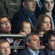 Pierre Sarkozy, Jean Sarkozy et son fils Solal - Au Parc des Princes pour le match PSG-Chelsea en quart de final de la Ligue des Champions, à Paris le 2 avril 2014.