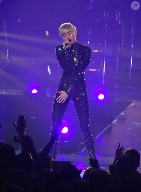 Miley Cyrus en concert à Las Vegas dans le cadre de sa tournée "Bangerz", le 1er mars 2014.