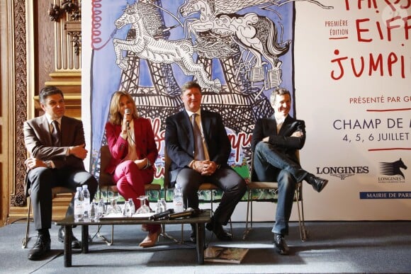 Juan-Carlos Capelli, Virginie Coupérie-Eiffel, Jan Tops et Guillaume Canet lors de la présentation de la 1re édition du Paris Eiffel Jumping, le 8 avril 2014 à l'Hôtel de Ville de Paris.