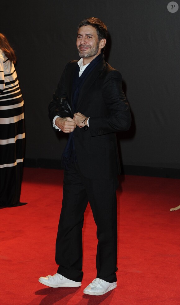 Le créateur Marc Jacobs - Cérémonie des "British Fashion Awards 2013" à Londres. Le 2 decembre 2013
