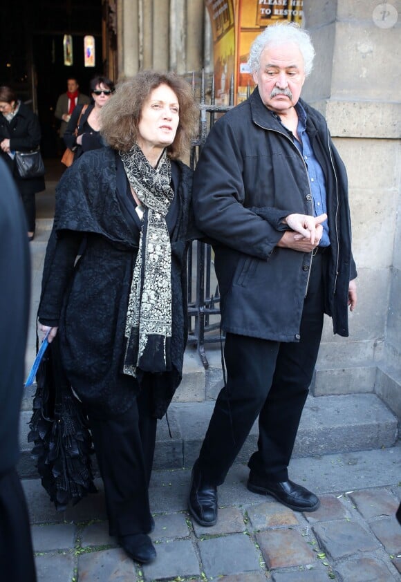 Noëlle Châtelet (soeur de Lionel Jospin) - Sortie des obsèques de Régine Deforges en l'église de Saint-Germain-des-Prés à Paris. Le 10 avril 2014.