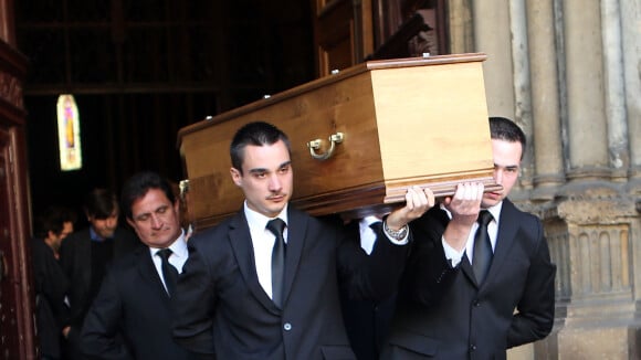 Obsèques de Régine Deforges : Sonia Rykiel et ses proches lui disent adieu