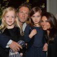 Exclusif - Stéphane Freiss, sa femme Ursula, leur fille Bianca et son amie Lucie lors d'un goûter de Pâques tout chocolat à l'Hôtel de Vendôme à Paris le 9 avril 2014.