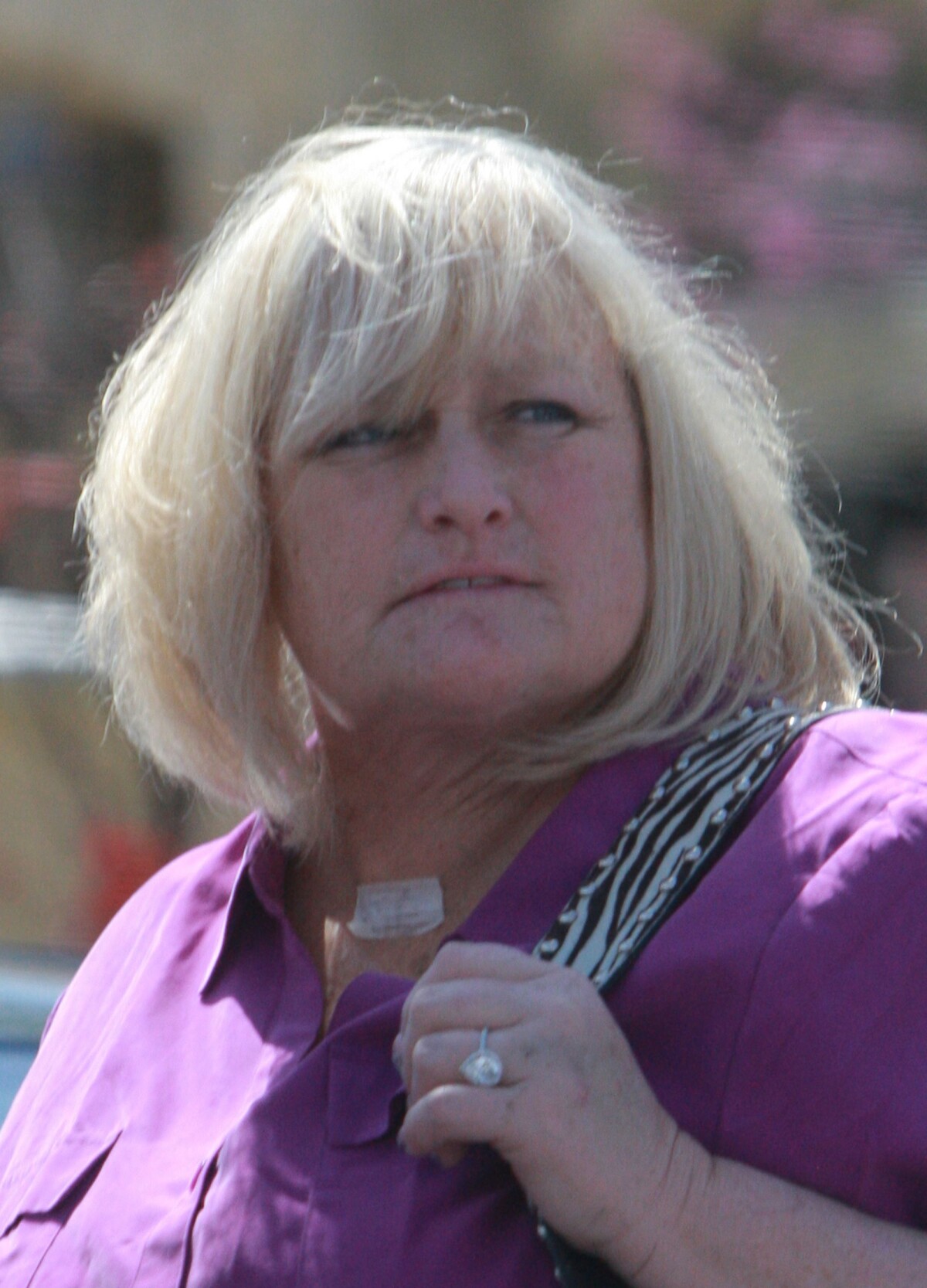 Photo Exclusif Debbie Rowe à Calabasas, le 4 avril 2014. Purepeople