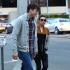 Ashton Kutcher et sa fiancée Mila Kunis vont dîner au restaurant à Studio City, le 3 mars 2014. 