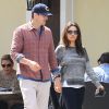 Exclusif - Ashton Kutcher et sa fiancée Mila Kunis sont allés déjeuner à Studio City. Le 22 mars 2014.