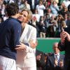La princesse Charlene de Monaco, sublime vestale et spectatrice enthousiaste, a applaudi avec le prince Albert II la victoire de Stanislas Wawrinka face à Roger Federer au Rolex Masters de Monte-Carlo le 20 avril 2014