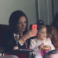 Emilie Nef Naf avec sa fille Maëlla assistent au match de football PSG contre Reims au Parc des Princes en compagnie de Capucine Anav à Paris le 5 avril 2014.